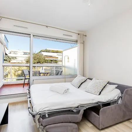 Apartment Coco - Beau 2 P Climatise Wifi Terrasse Piscine *